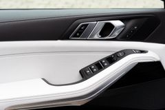 BMW X5 – 19 / 30