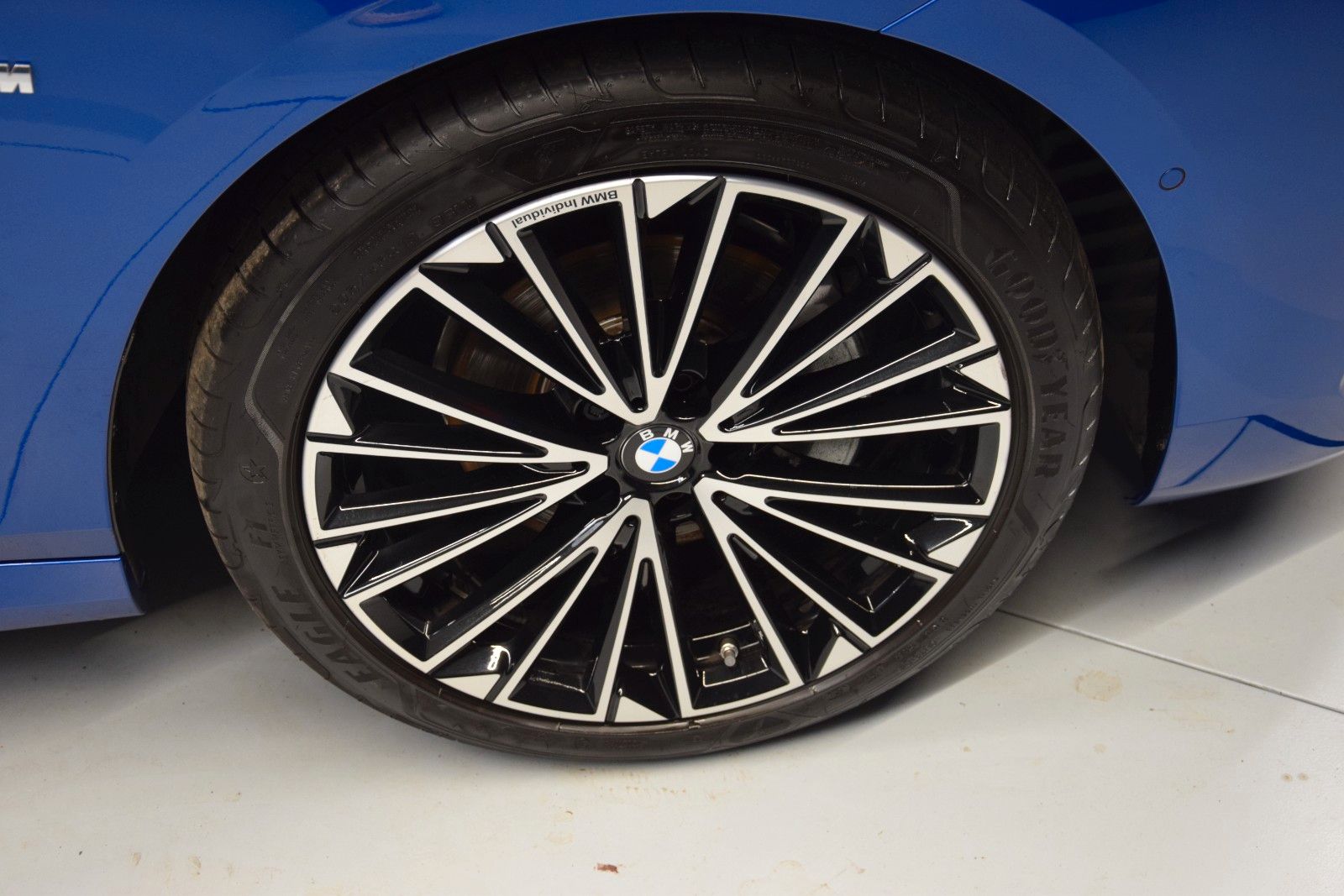 Fahrzeugabbildung BMW 218 i  Active Tourer M Sport Pano ACC Leder H&k