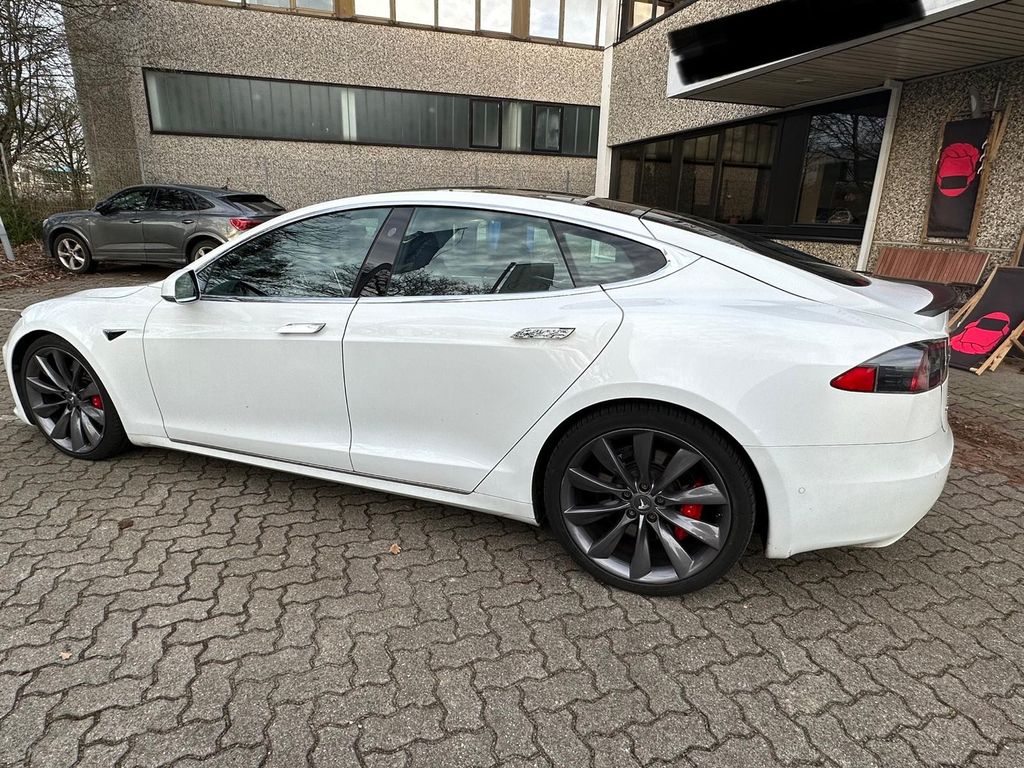 Image of Tesla Model S