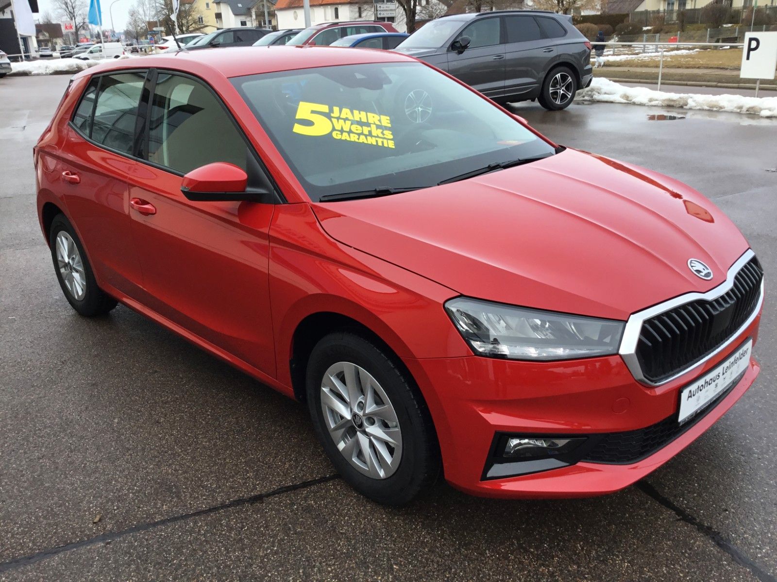 Fahrzeugabbildung SKODA Fabia 1.0l TSI DSG Selection+15"+LED+Sitzheizung