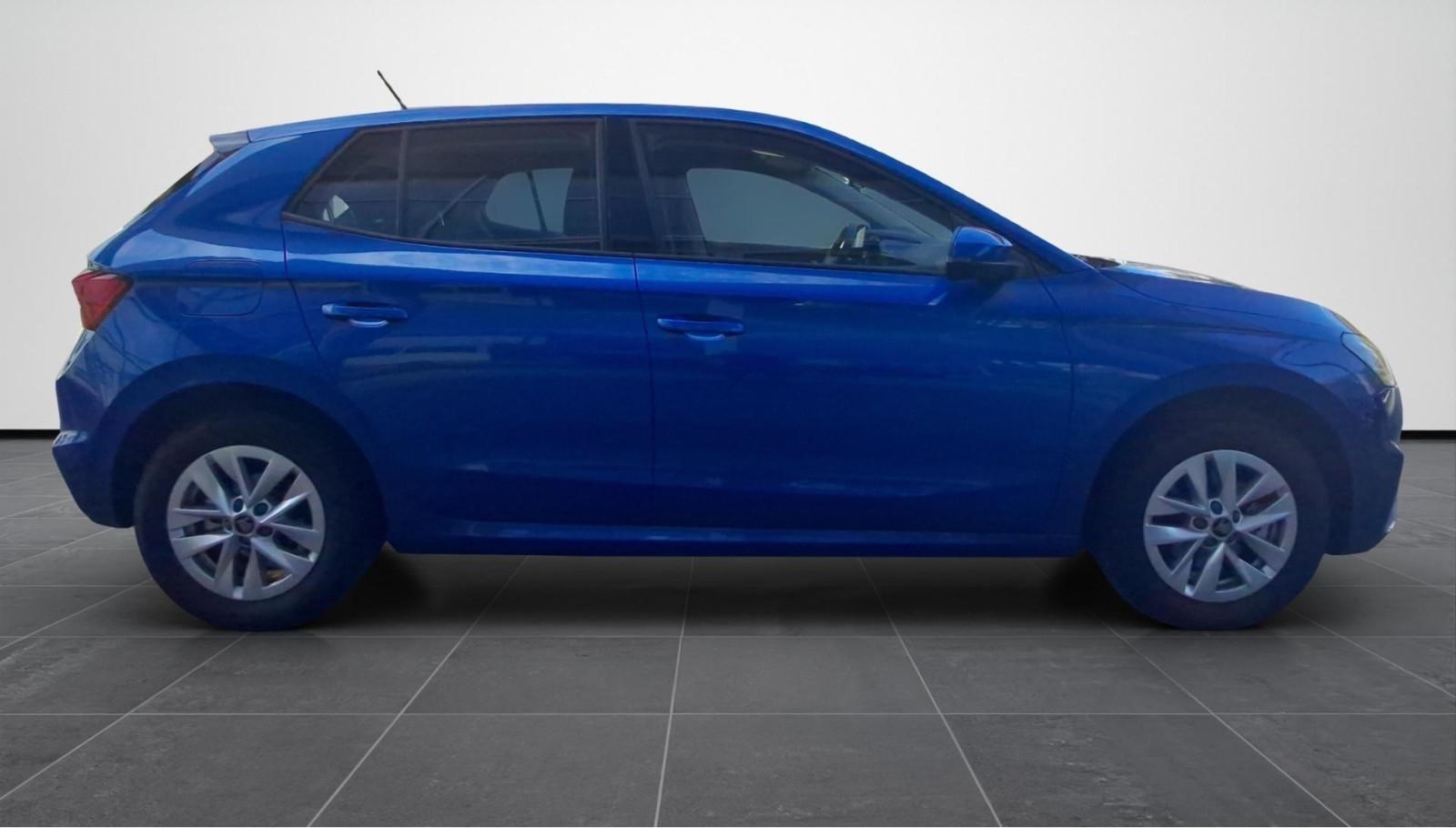 Skoda Fabia DSG Kamera PDC Shzg ALU Garantie