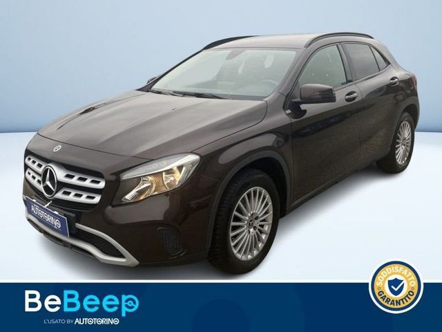 Mercedes-Benz GLA 200 D BUSINESS AUTO