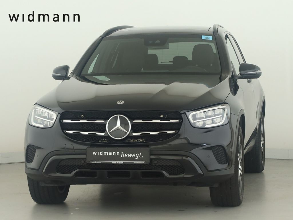 Image of Mercedes-Benz GLC 300