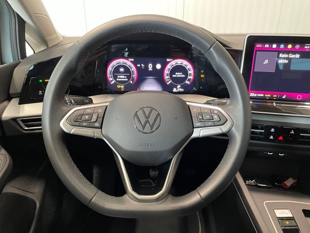 Golf VIII Life 1.5 eTSI DSG LED RFK SHZ ACC
