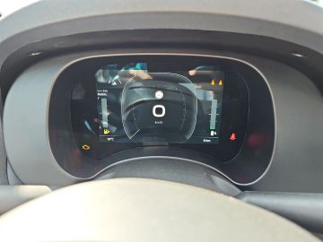 Bild 17 Fiat Panda DAB Spurhalteass. Verkehrszeichenerk. Notb
