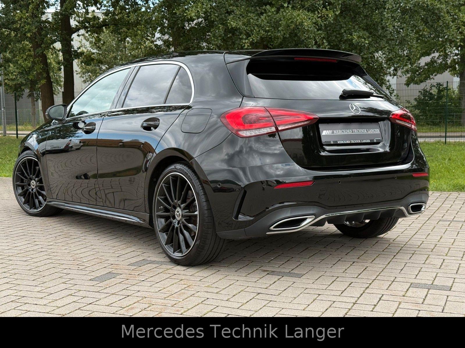Mercedes-Benz A 220/ AMG LINE/SERVICE NEU