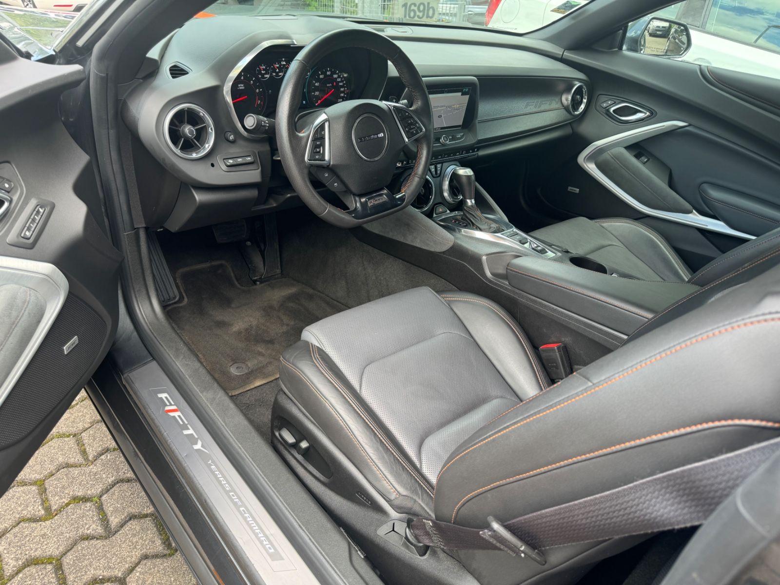 Fahrzeugabbildung Chevrolet Camaro 6.2 V8 AT 50th Anniversary Edition Voll