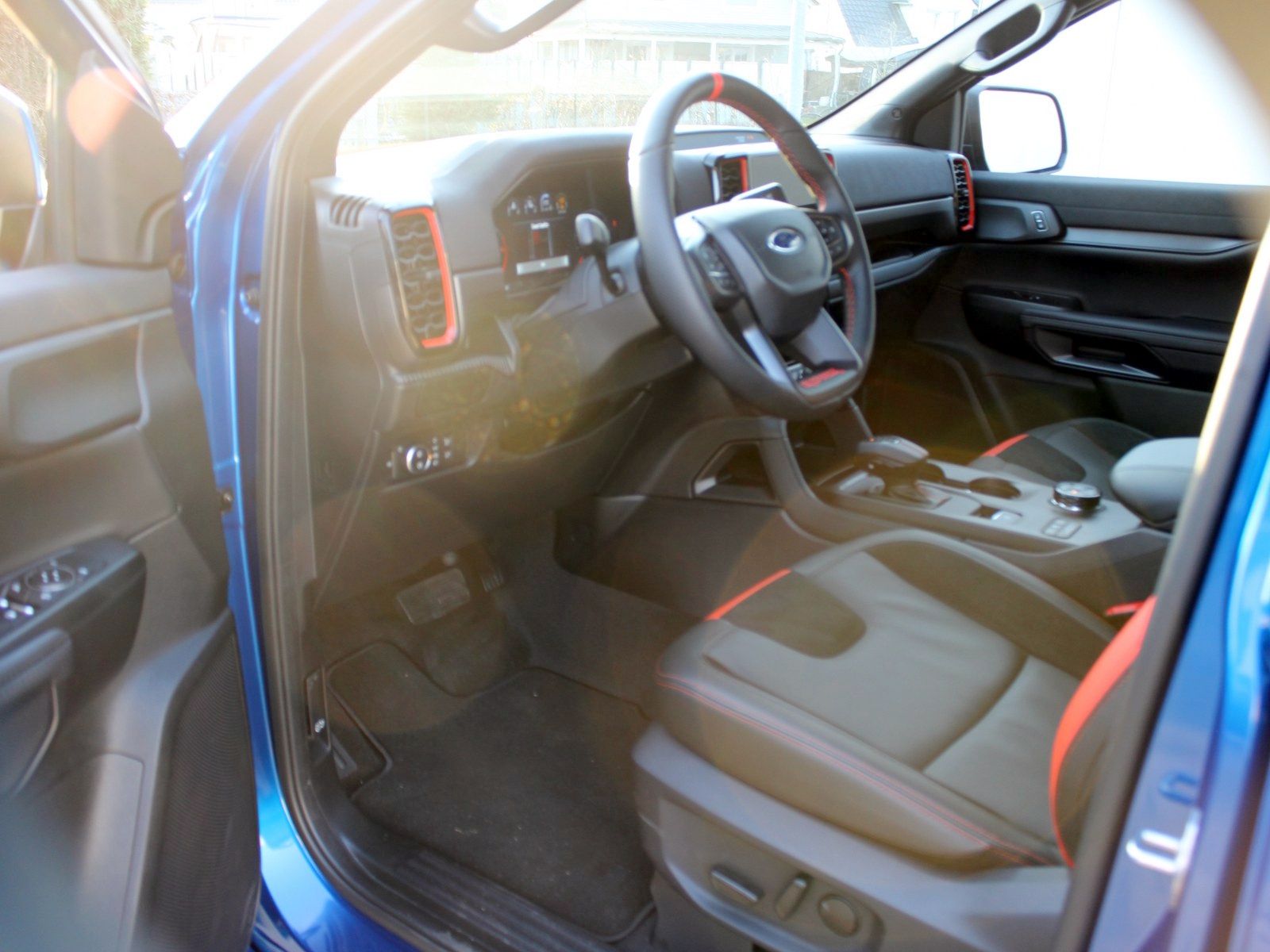 Fahrzeugabbildung Ford Ranger Raptor e-4WD Doppelkabine