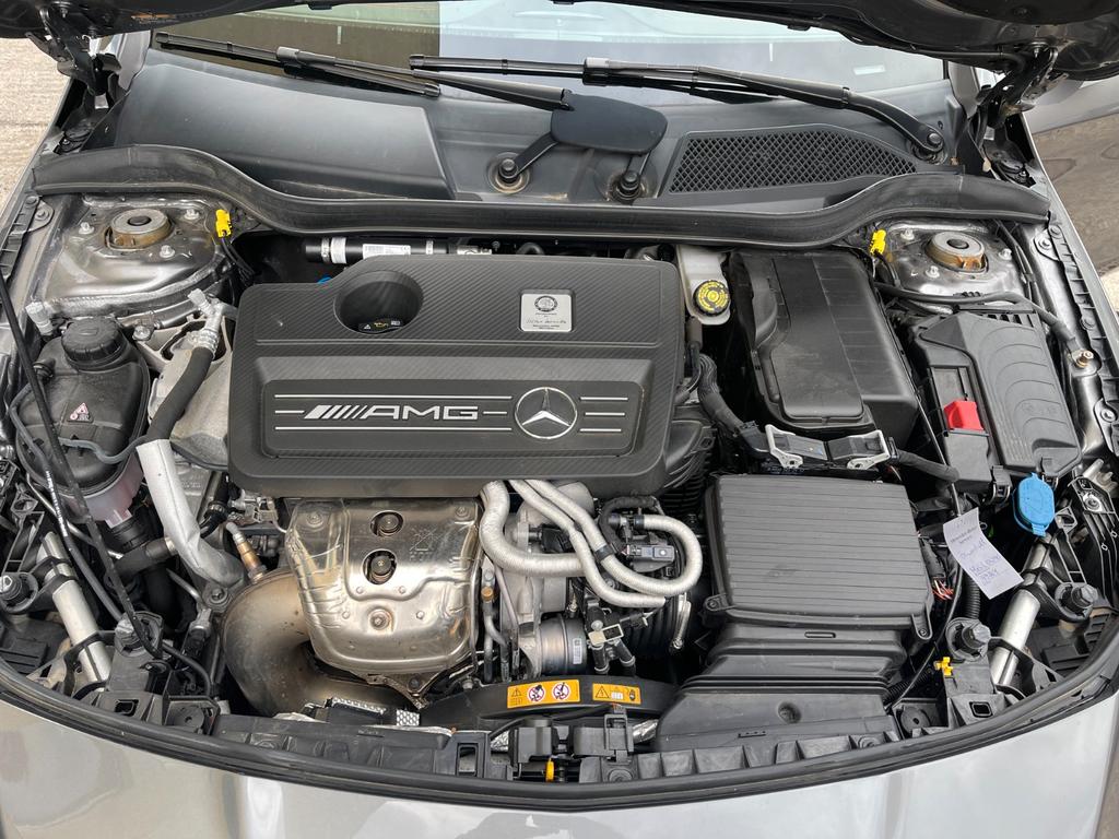 Mercedes-Benz CLA 45 AMG