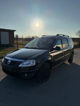 Dacia Logan MCV 1.6 MPI 85 Lauréate Lauréate - gebrauchte Dacia Logan aus dem Jahr 2012