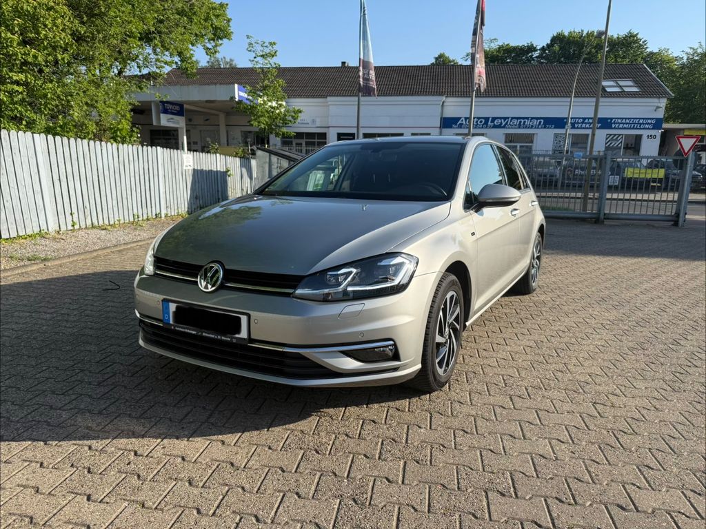Image of Volkswagen Golf