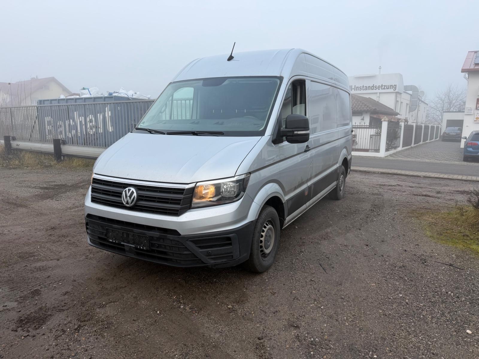 Volkswagen Crafter Kasten Kasten 30 mittellang Hochdach FWD