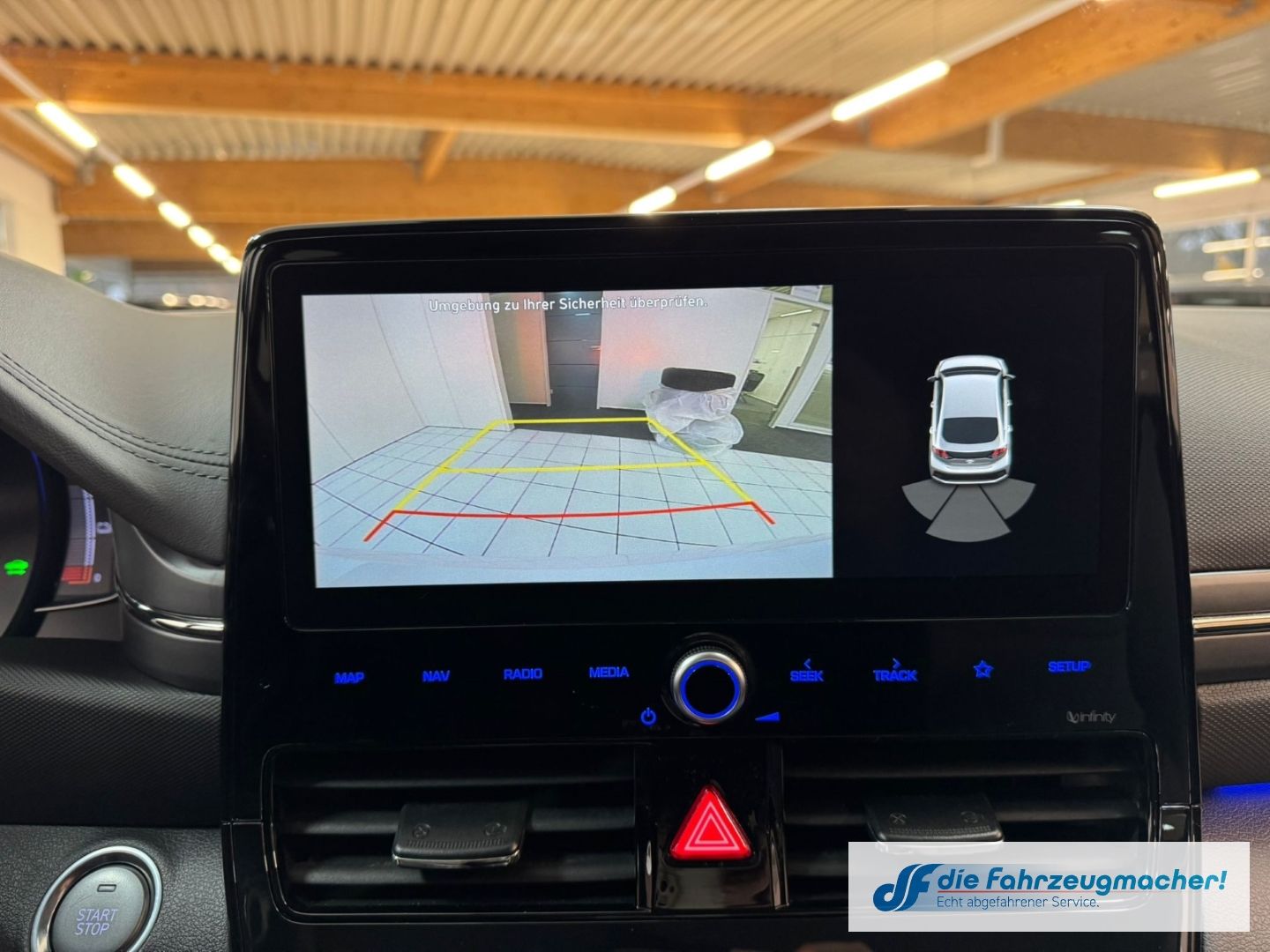 Fahrzeugabbildung Hyundai IONIQ Style Elektro Navi Soundsystem LED ACC App
