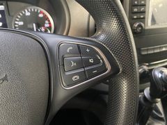 Fahrzeugabbildung Mercedes-Benz Vito Kasten 111 CDI lang Regalsystem Standhzg.