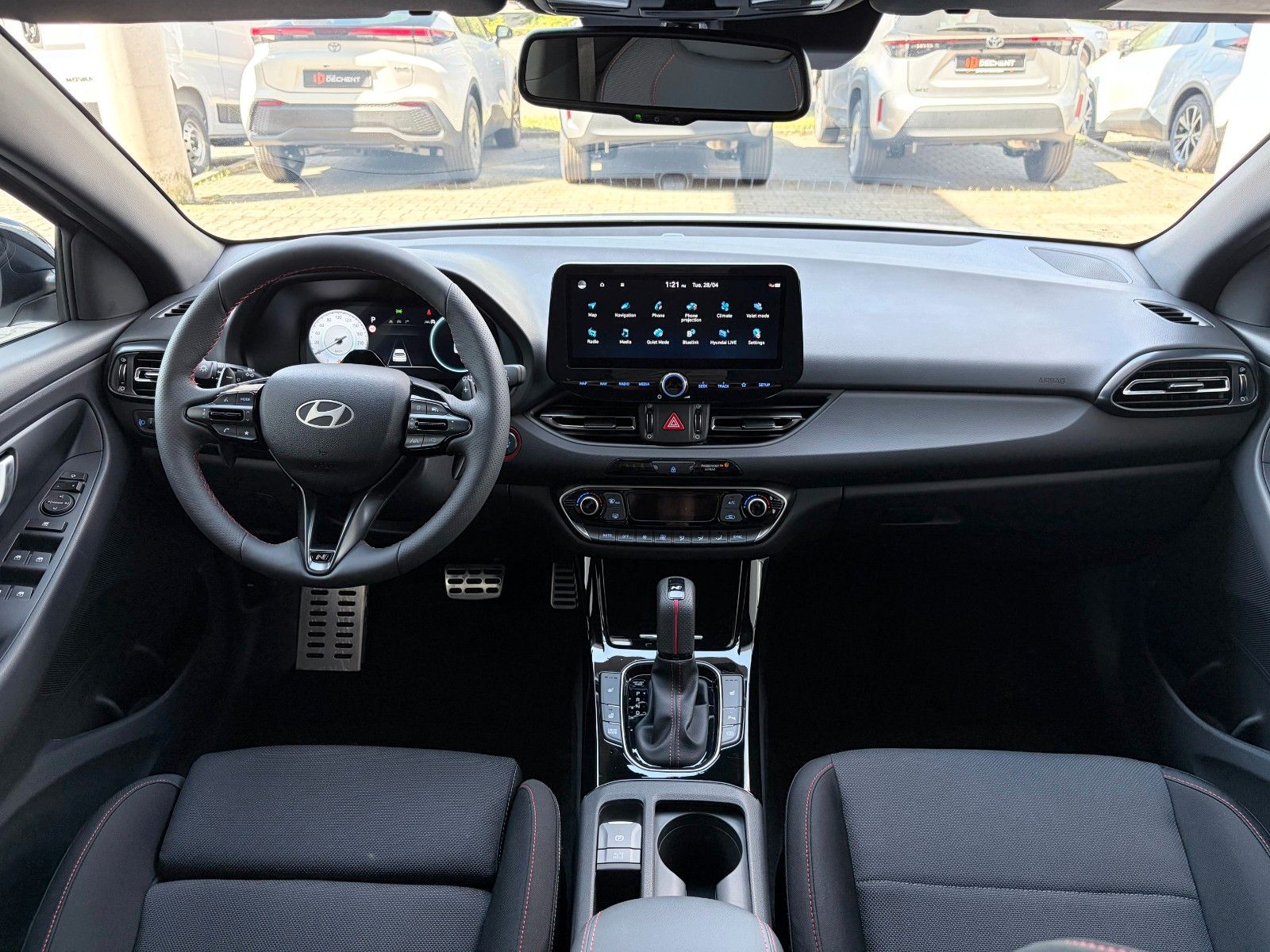 Fahrzeugabbildung Hyundai i30 1.6 T-GDI N Line Kamera,LED,Navi,Pano,SHZ,SD
