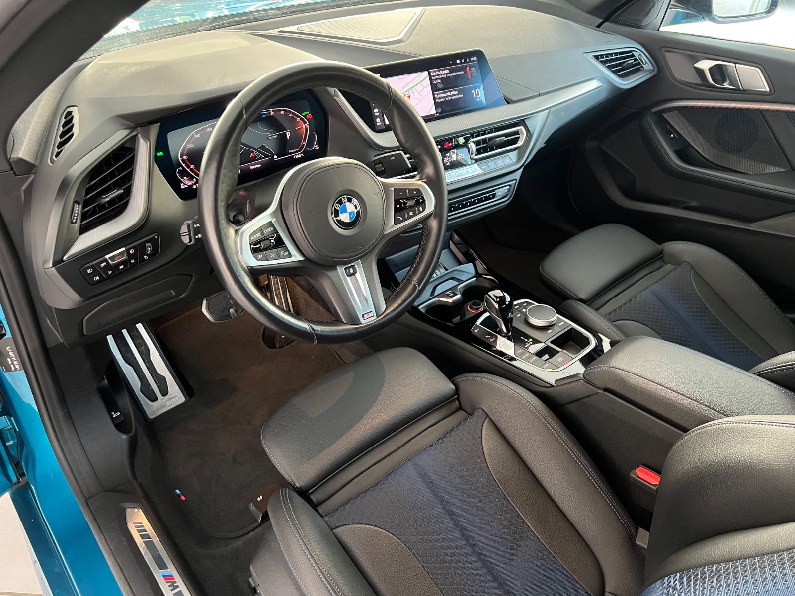 Fahrzeugabbildung BMW 2 Gran Coupe 220 d xDrive M Sport *SONDERLACK*