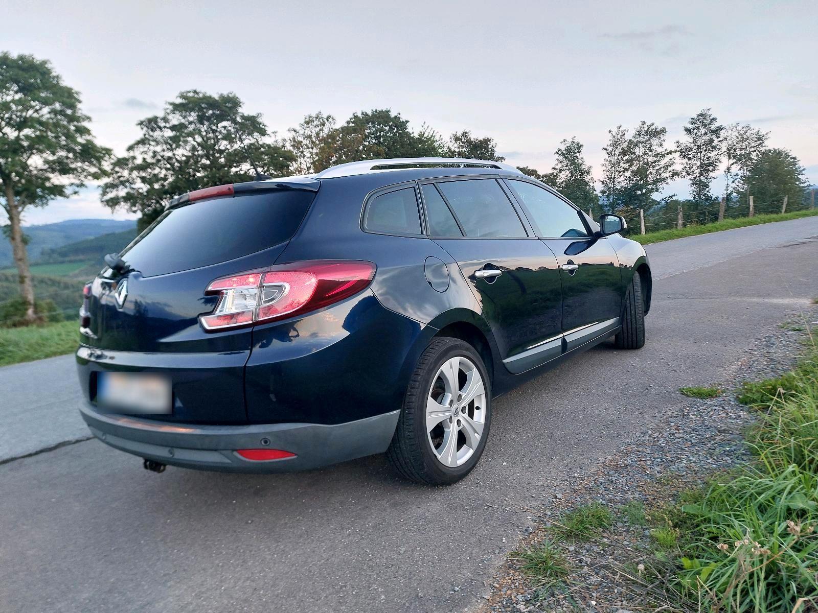 Renault Megane 2010 — двигун 131 HP (96kW)
