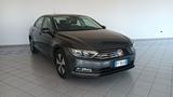 Volkswagen Passat 1.6 TDI Trendline BlueMotion - Volkswagen Passat: V6 TDI