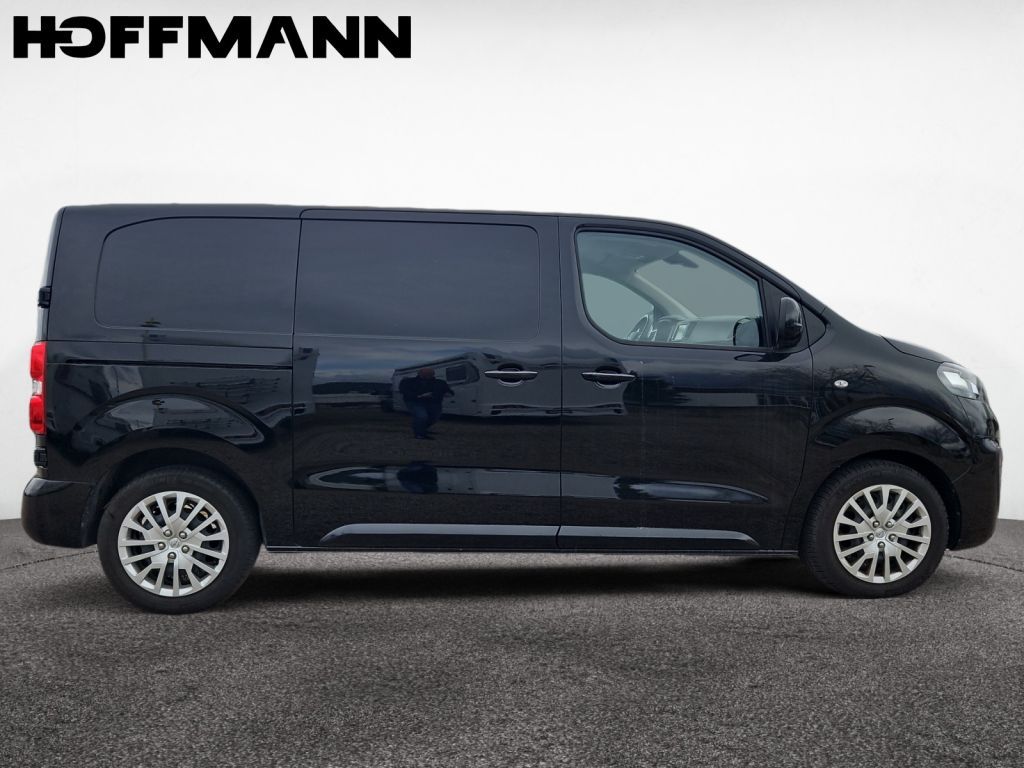 Fahrzeugabbildung Opel Vivaro 2.0 D Cargo M Standheizung, Kamera