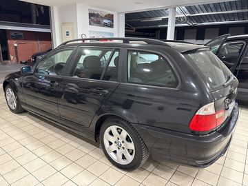 BMW 320 - 6