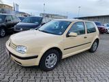 Volkswagen Golf IV Lim. 1Hand Neuwagen Zustand - Volkswagen aus 1999: Gol