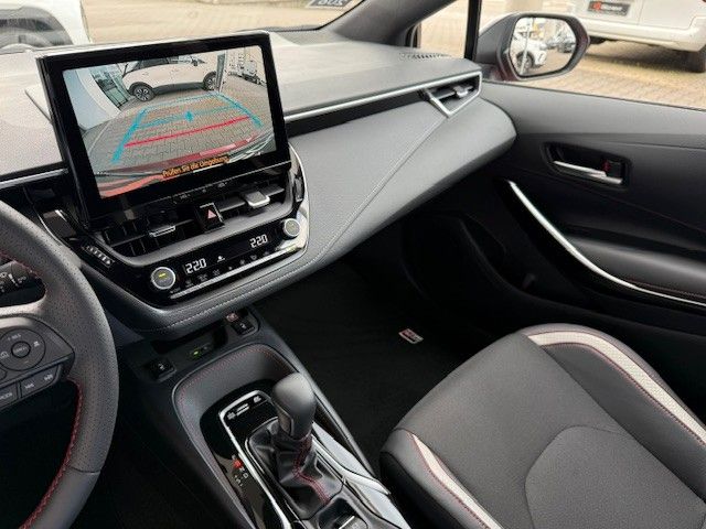 Fahrzeugabbildung Toyota Corolla Touring Sports 2.0l Hybrid 178PS GR!