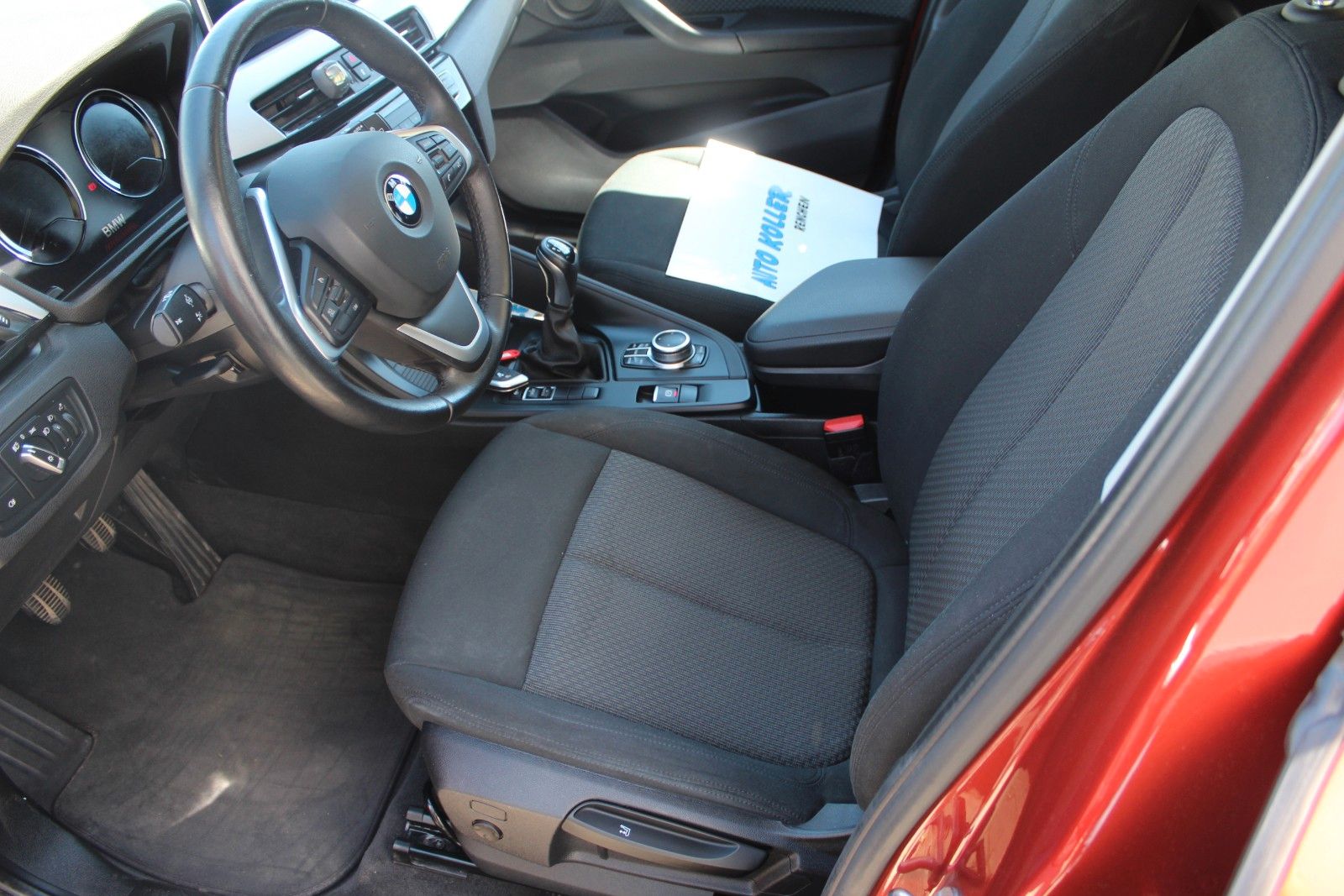 BMW X1 sDrive 18 i Advantage foto 10