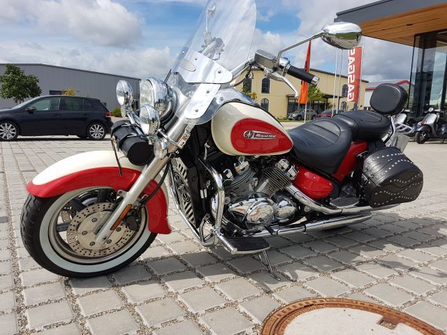 Yamaha ROYAL STAR 1300 