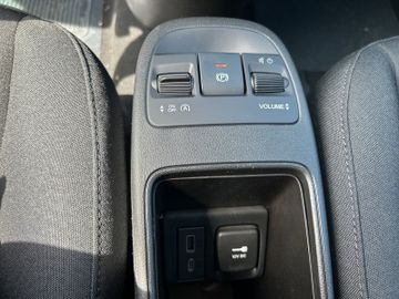 Fiat 500 1.0 Hybrid Icon SHZ ALU CARPLAY KAMERA