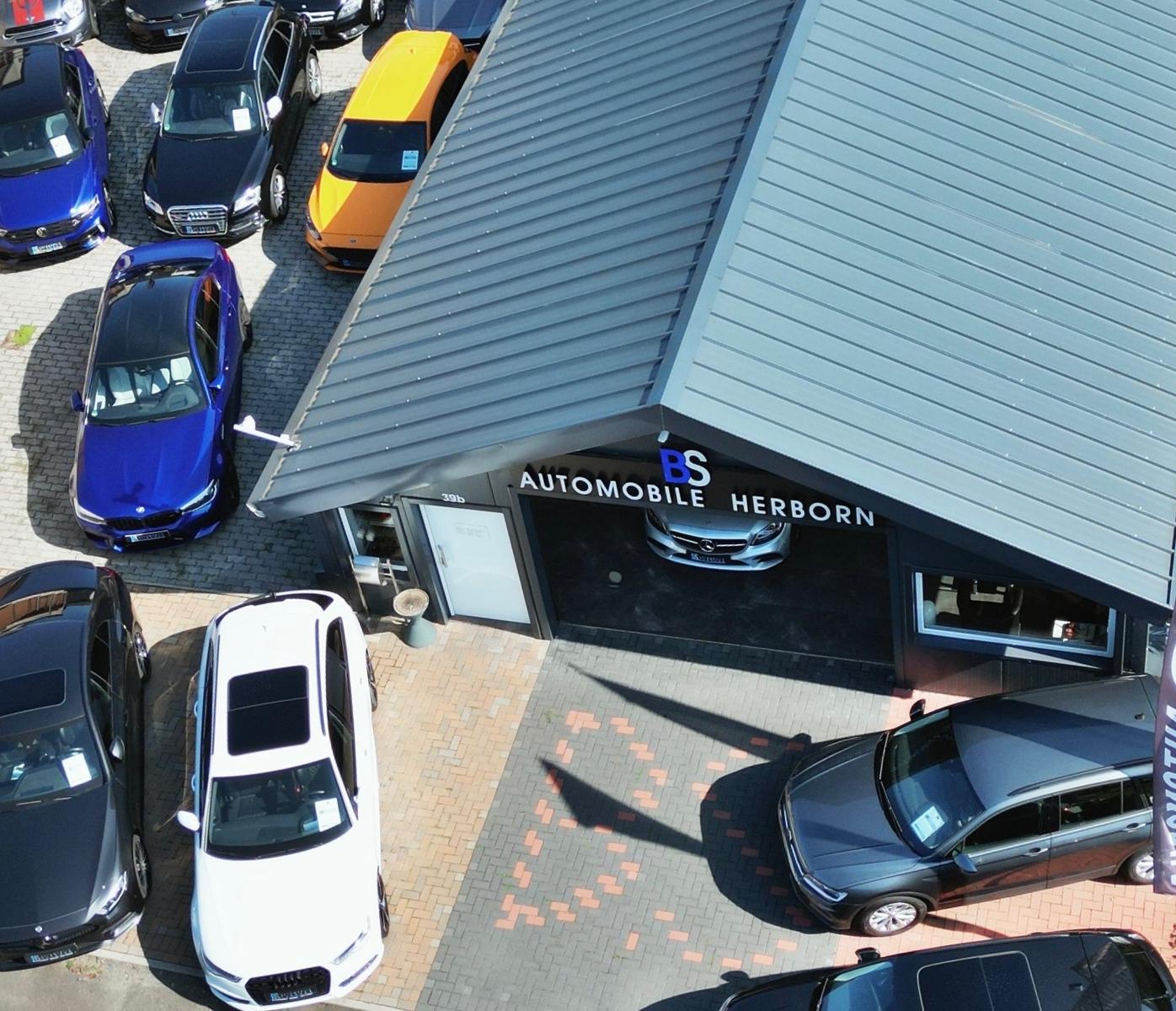 showroom-image-main
