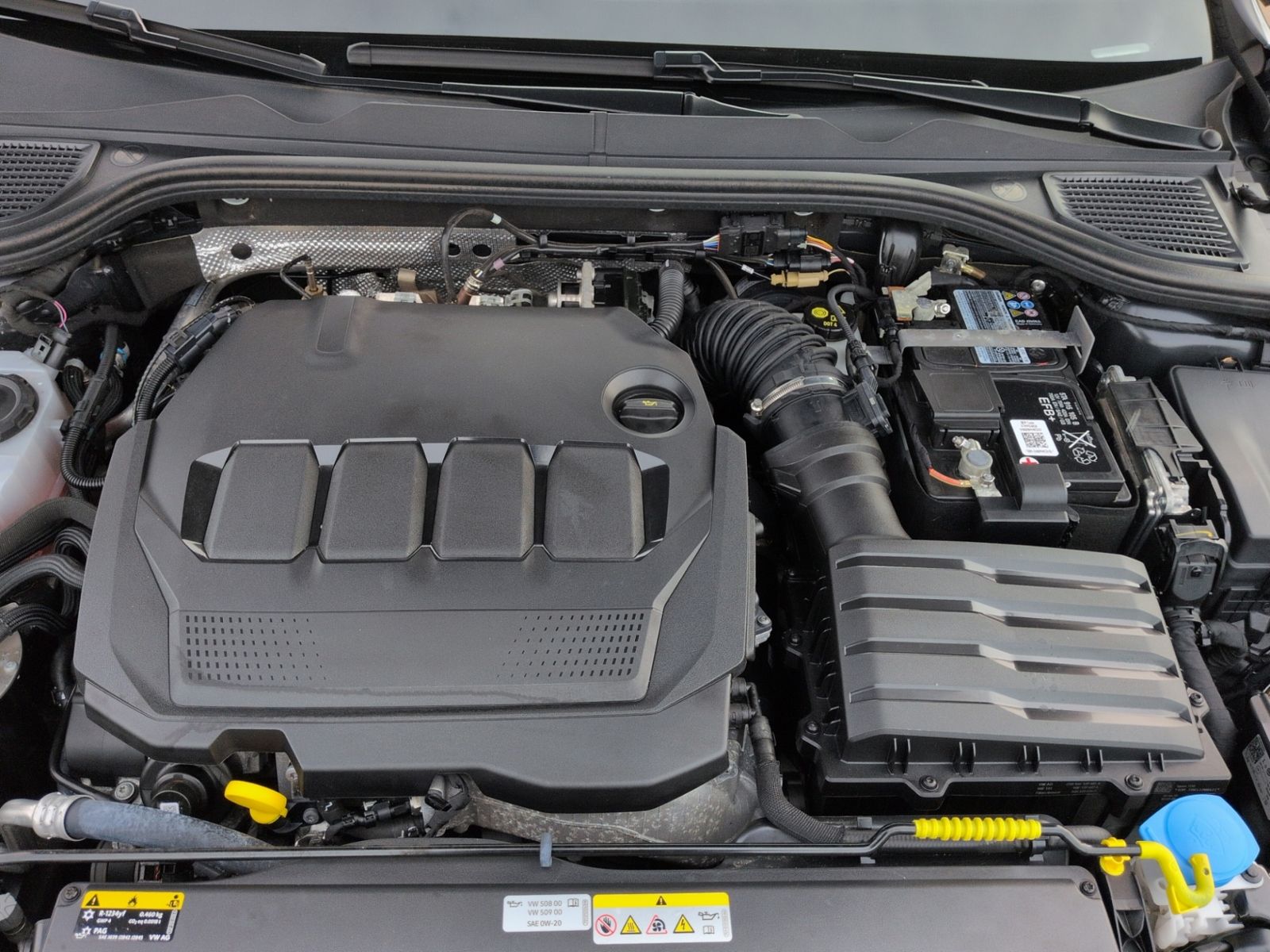 Golf VIII Variant 2.0 TDI DSG Life LED+AHK+NAVI