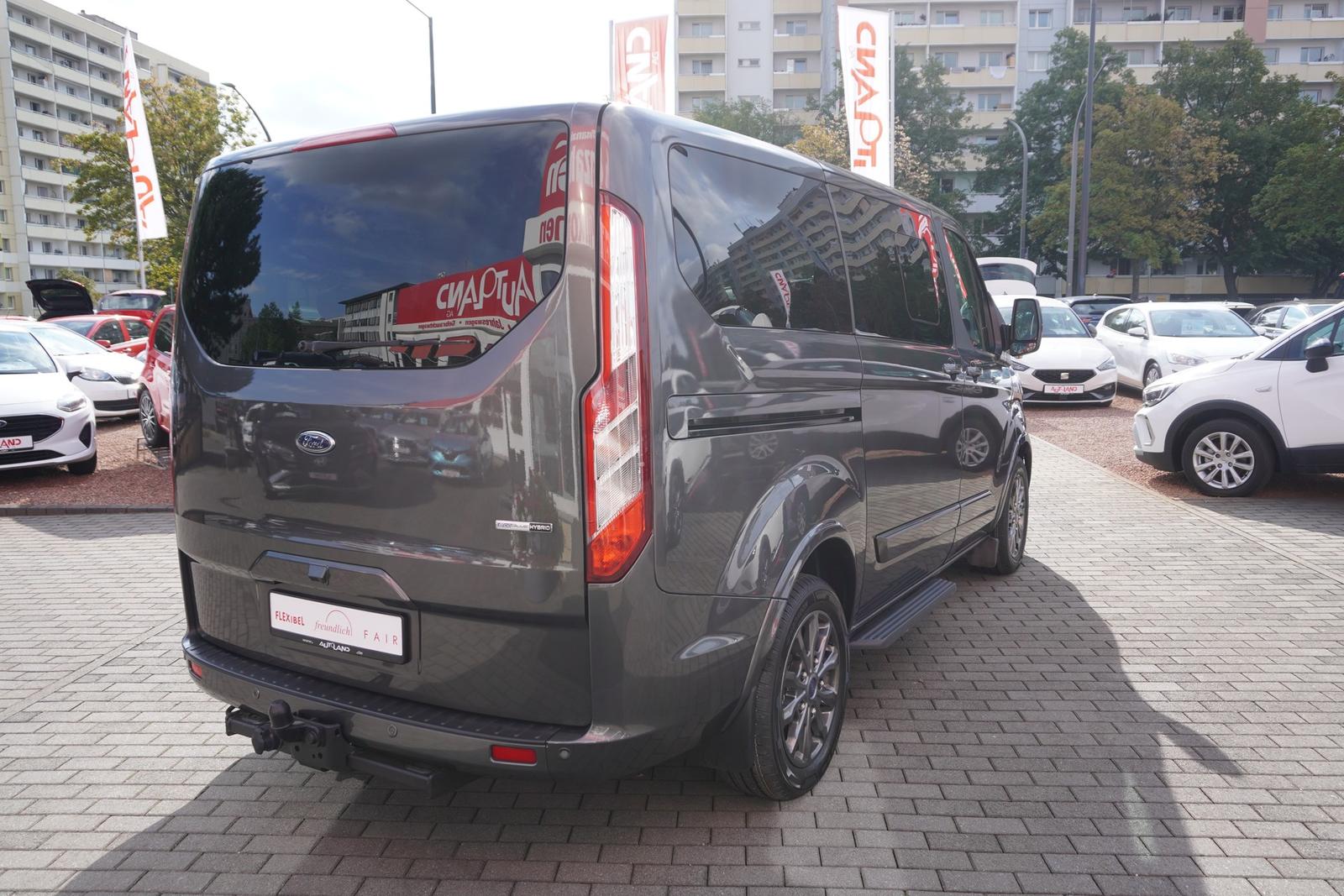 Ford Tourneo Custom Titanium X L1 Bi-Xenon Navi