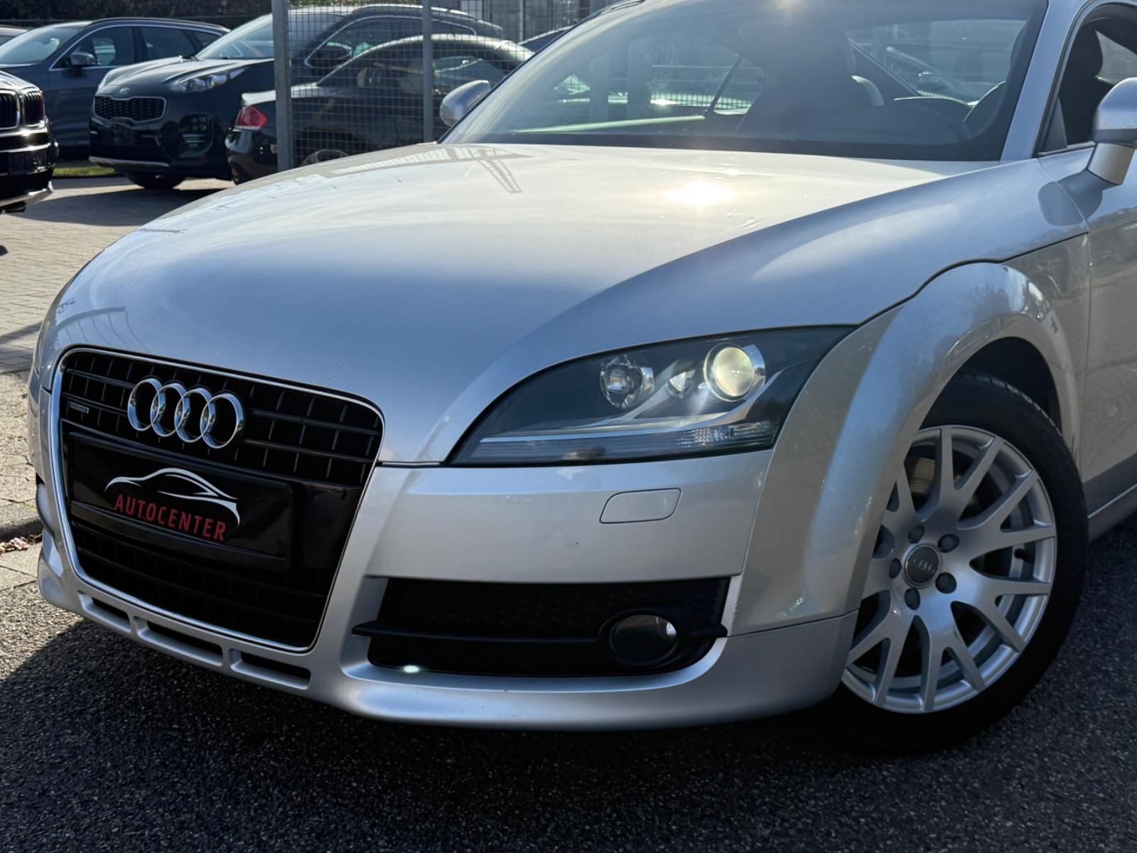Audi TT Coupé 3.2 V6 250ch - 2ème main - Entretien Audi - Alcantara - Xénon