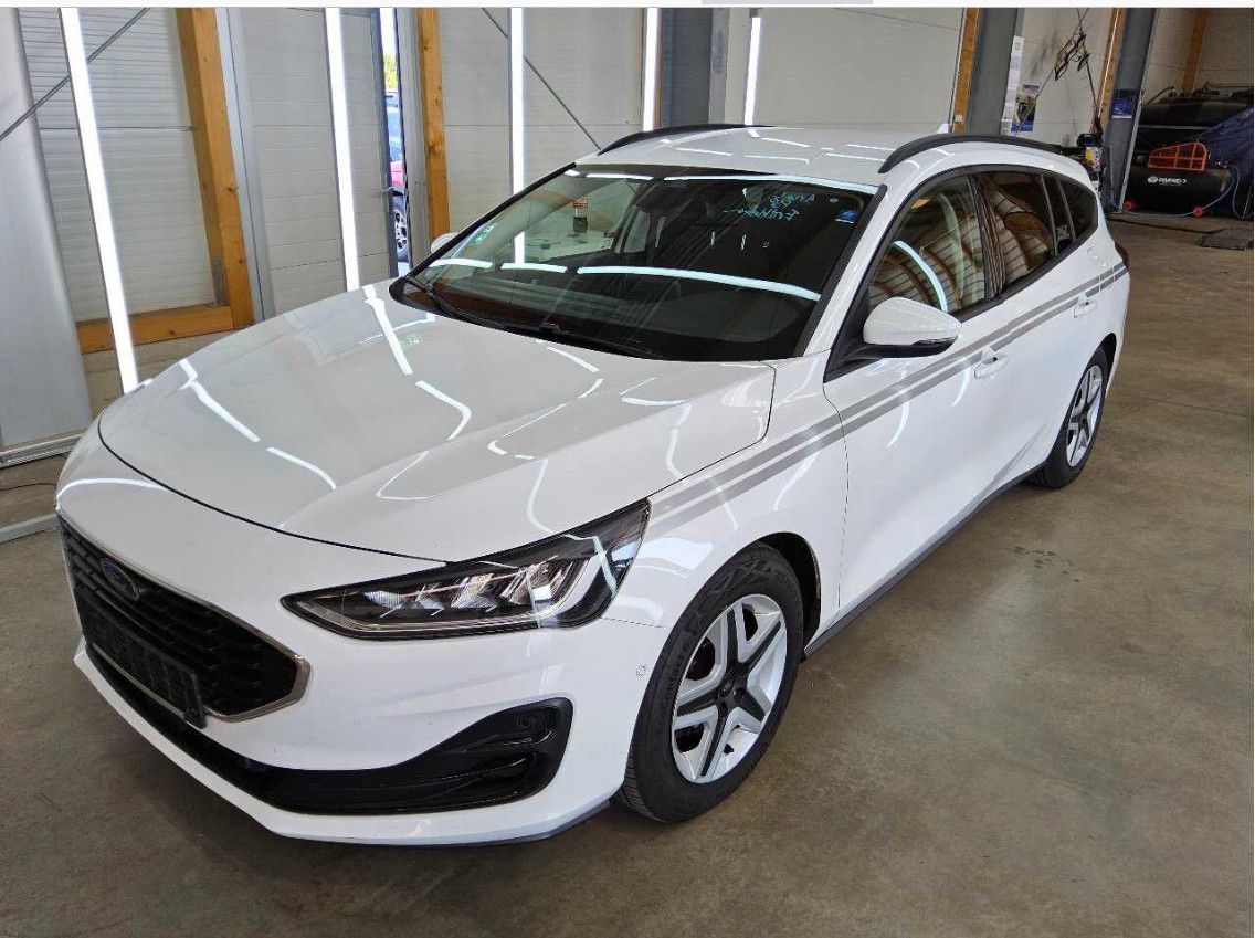 Fahrzeugabbildung Ford Focus Tur 1.5d AT8 C&C LED/ACC/NAVI/SHZ/AHK/8Fa