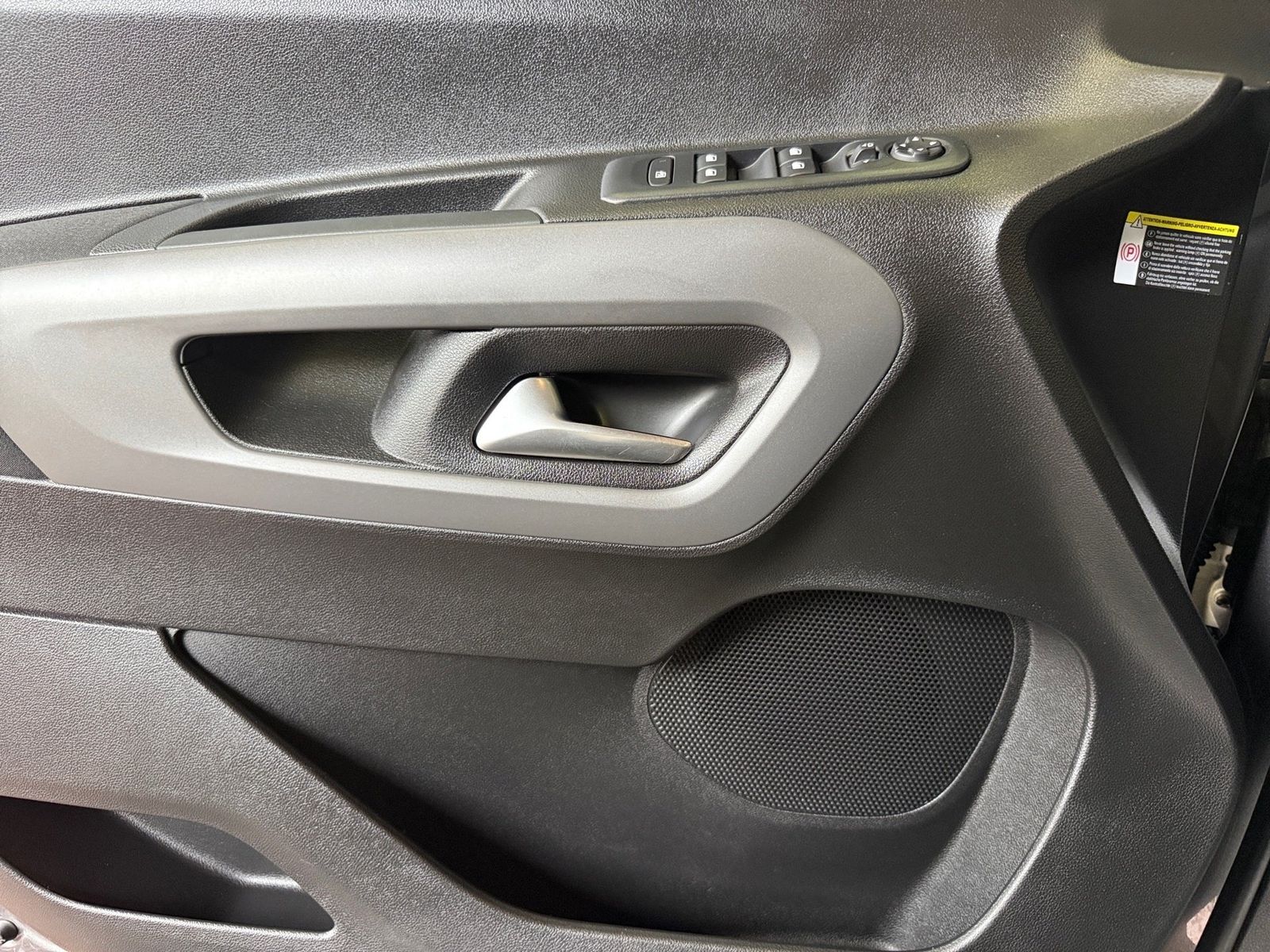 Fahrzeugabbildung Toyota Proace City Verso 1.2 L2 D Team Deutschland Navi