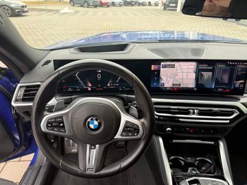 صورة 8 لـ 2023 BMW M240I
