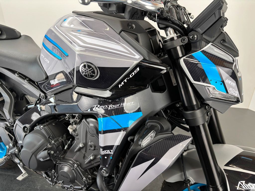 Fahrzeugabbildung Yamaha MT-09 *Neufahrzeug/Foliert MJ 2025*