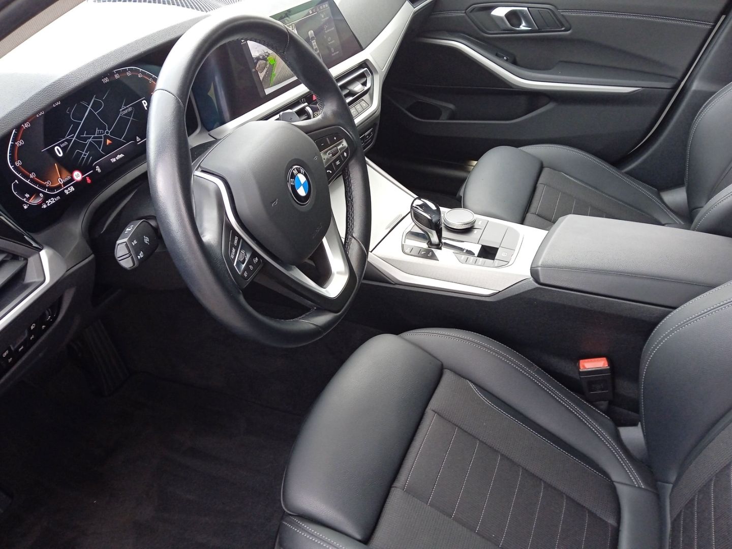 BMW 318 i Lim.Aut.+SPORTSITZE+DAB+LED+KEYLESS GO+ foto 14