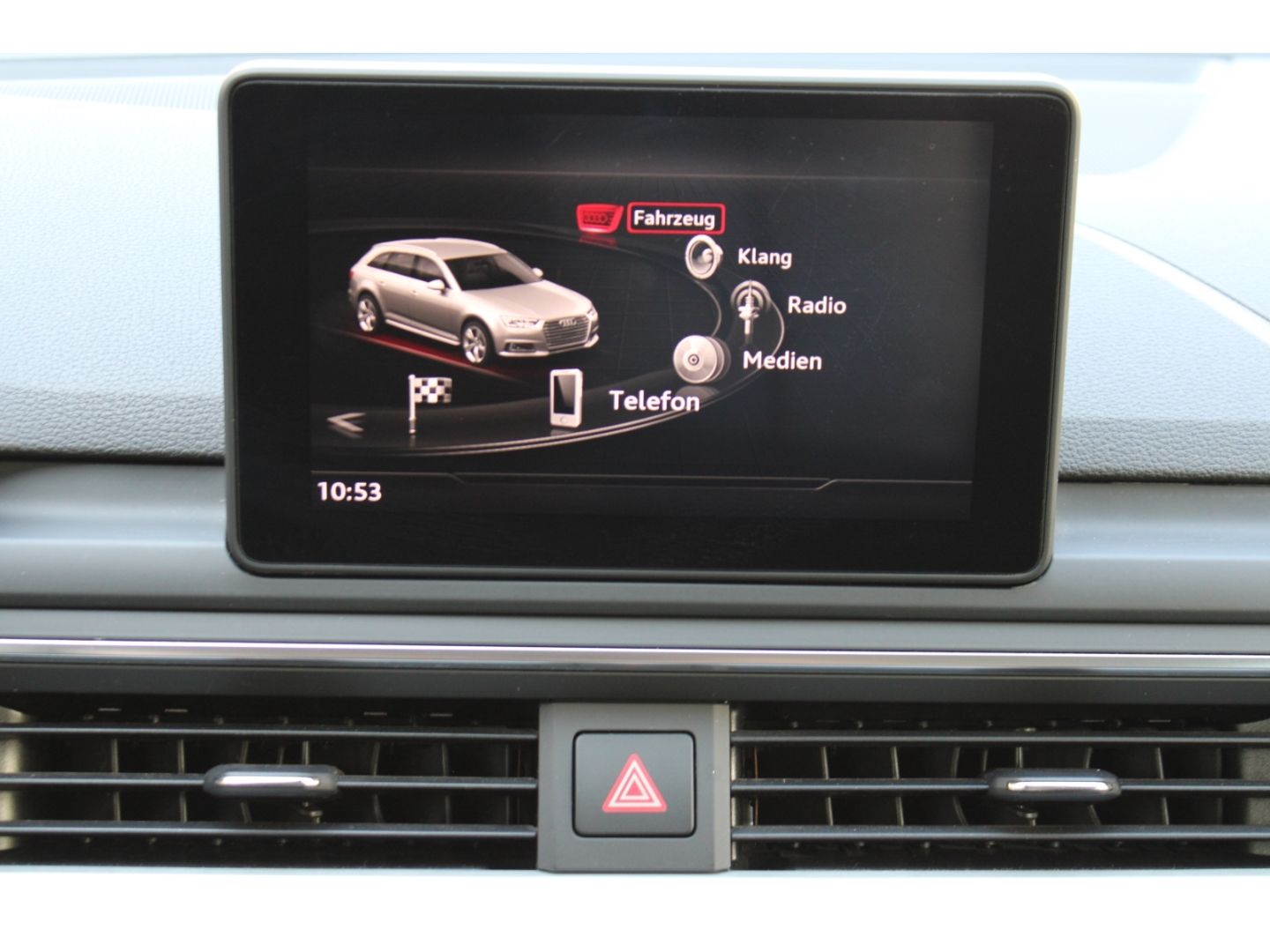 AUDI A4 Avant basis ultra 2.0 TDI Bi-Xenon Navi GJR G - Image 19