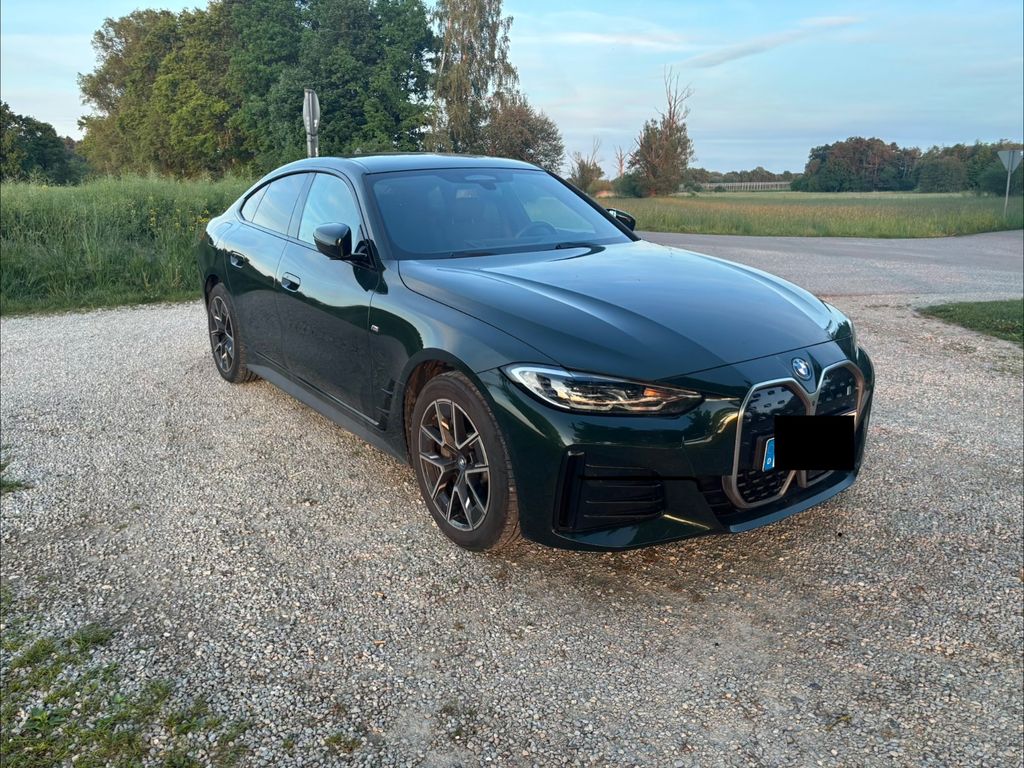 Image of BMW i4