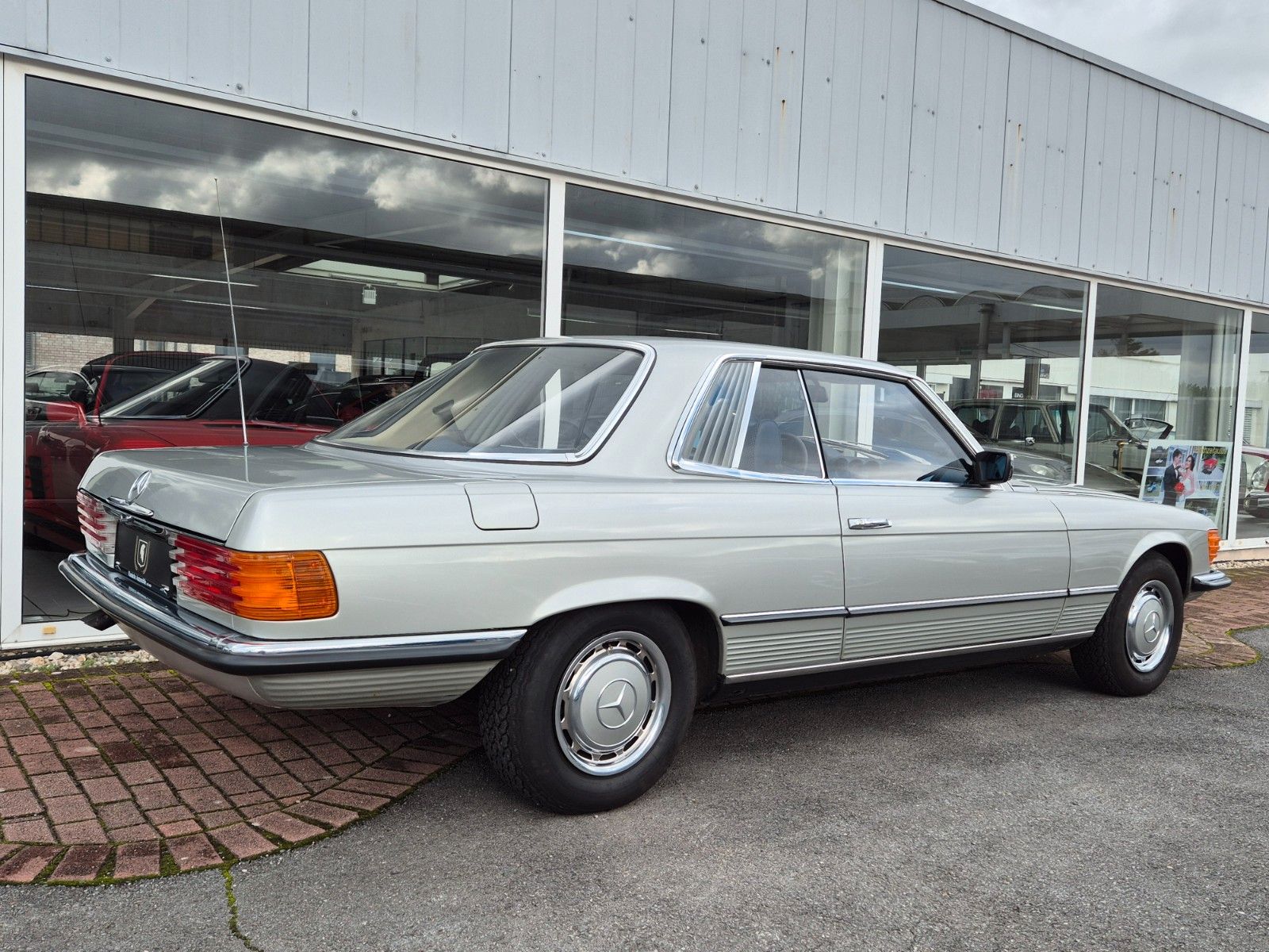 Fahrzeugabbildung Mercedes-Benz 450 SLC/1. Hand/Deutsch/Original 13.900 km!