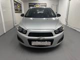 Chevrolet Aveo 1.2 - silberne Chevrolet Aveo
