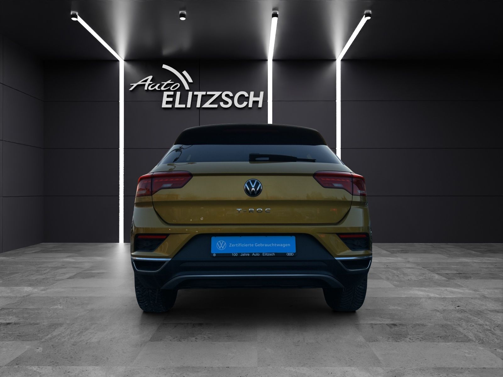 Fahrzeugabbildung Volkswagen T-Roc TSI United LED Navi AID ACC Park-Assist SH