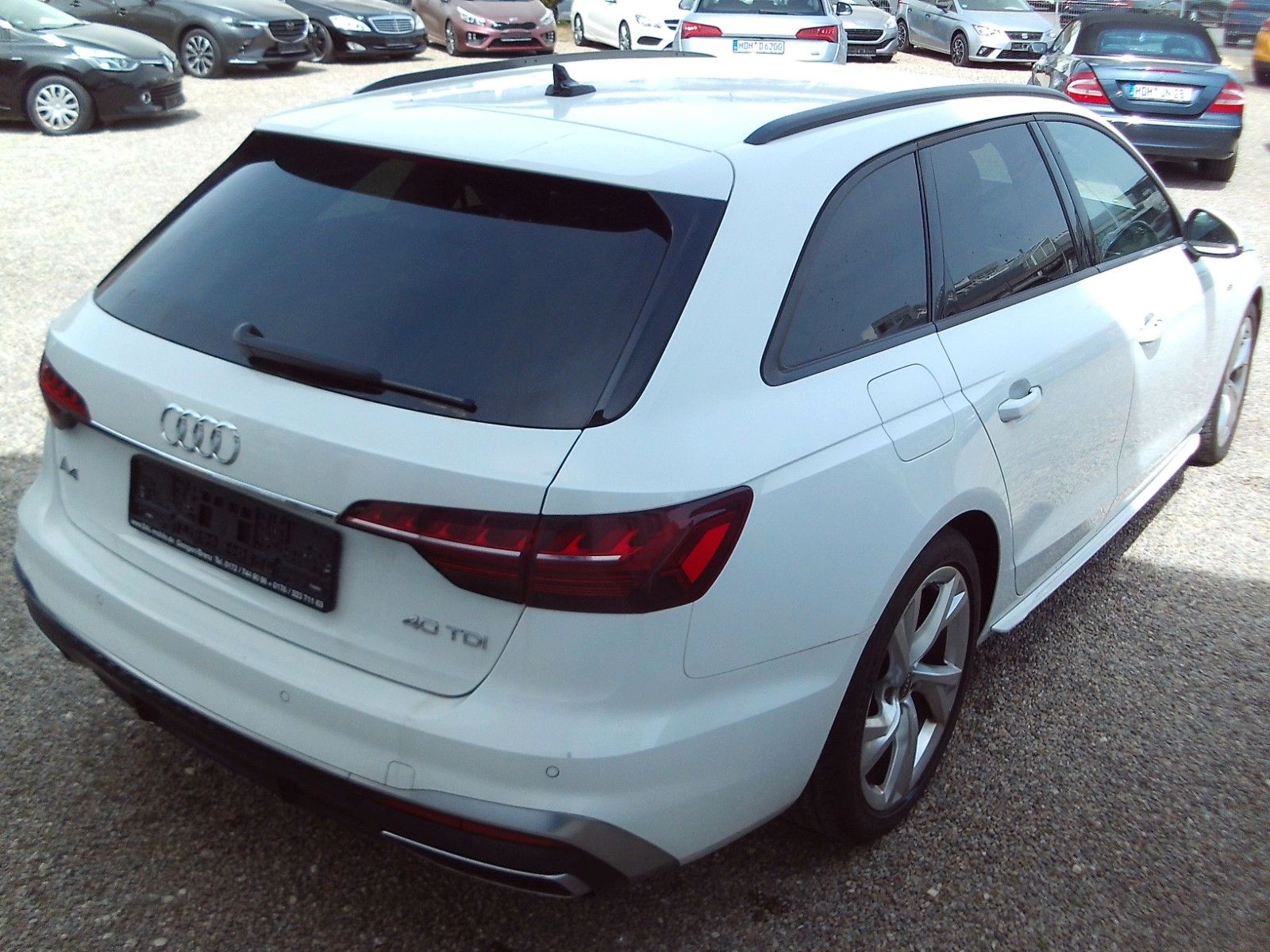 Audi A4 Avant 40 TDI S line *Autom.Getriebe* imagem 3