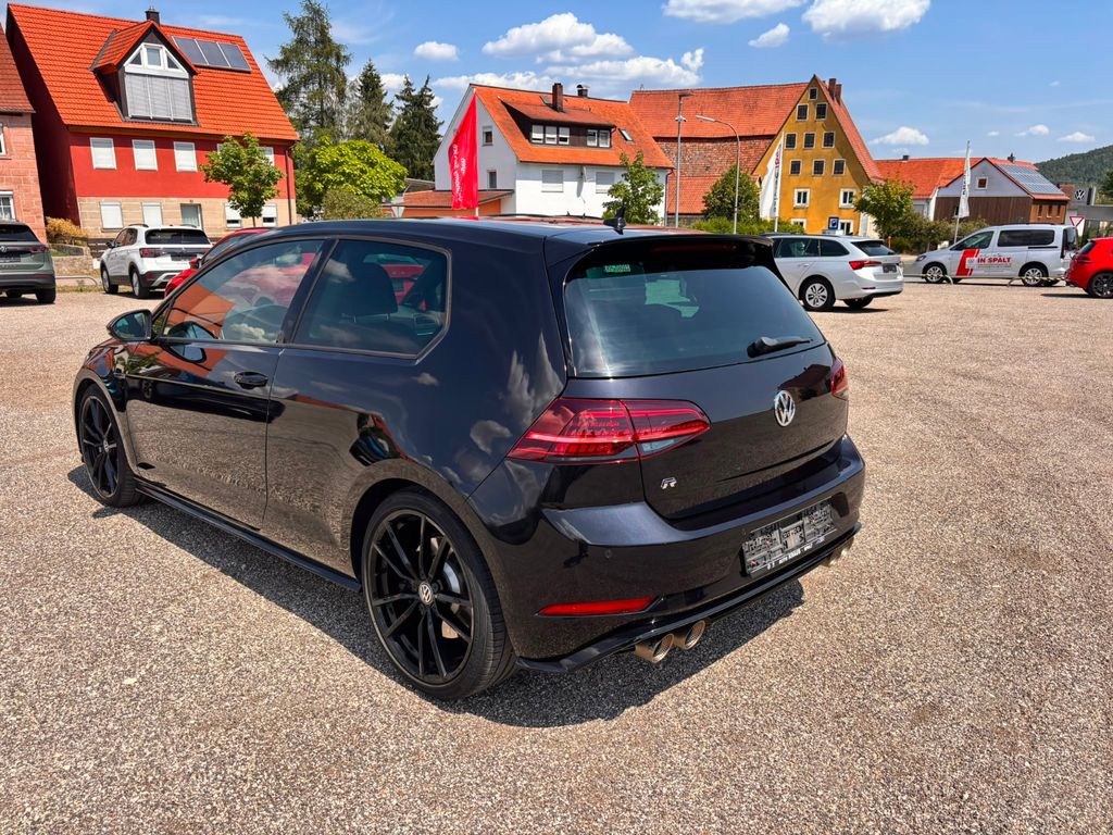 Image of Volkswagen Golf