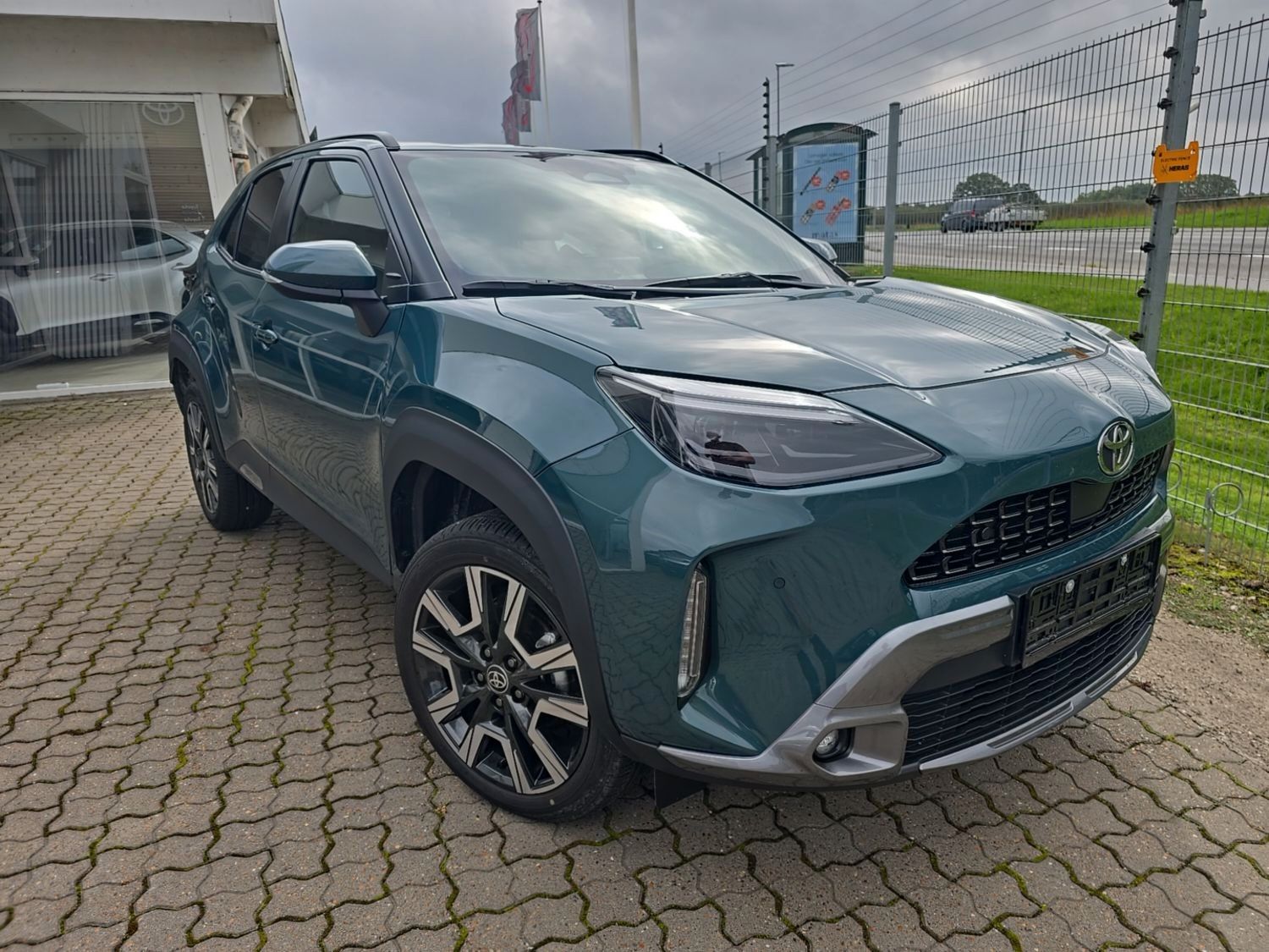 Toyota Yaris Cross 1.5 Hybrid ELEGANT 130 PS *2026*