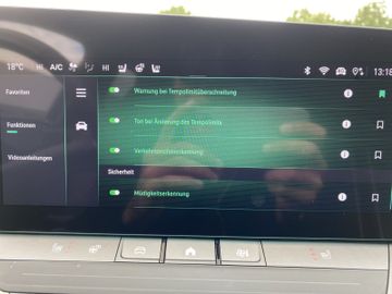 Bild 18 Opel Astra GS ST AT8/NAVI/SHZ+LHZ/PDC vo+hi+360Cam