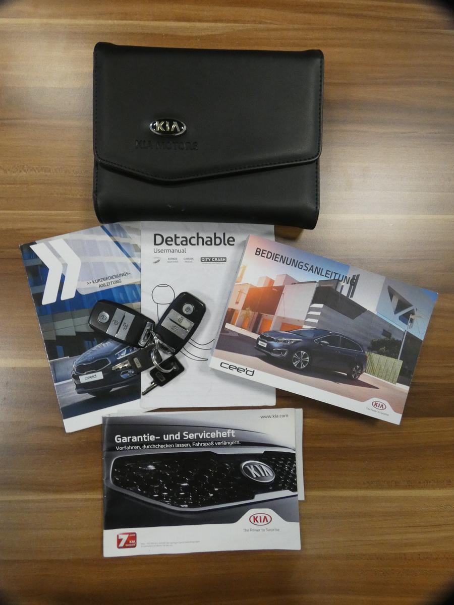 Kia cee'd SW 1,6 CRDI DCT Spirit/Performance/Techno