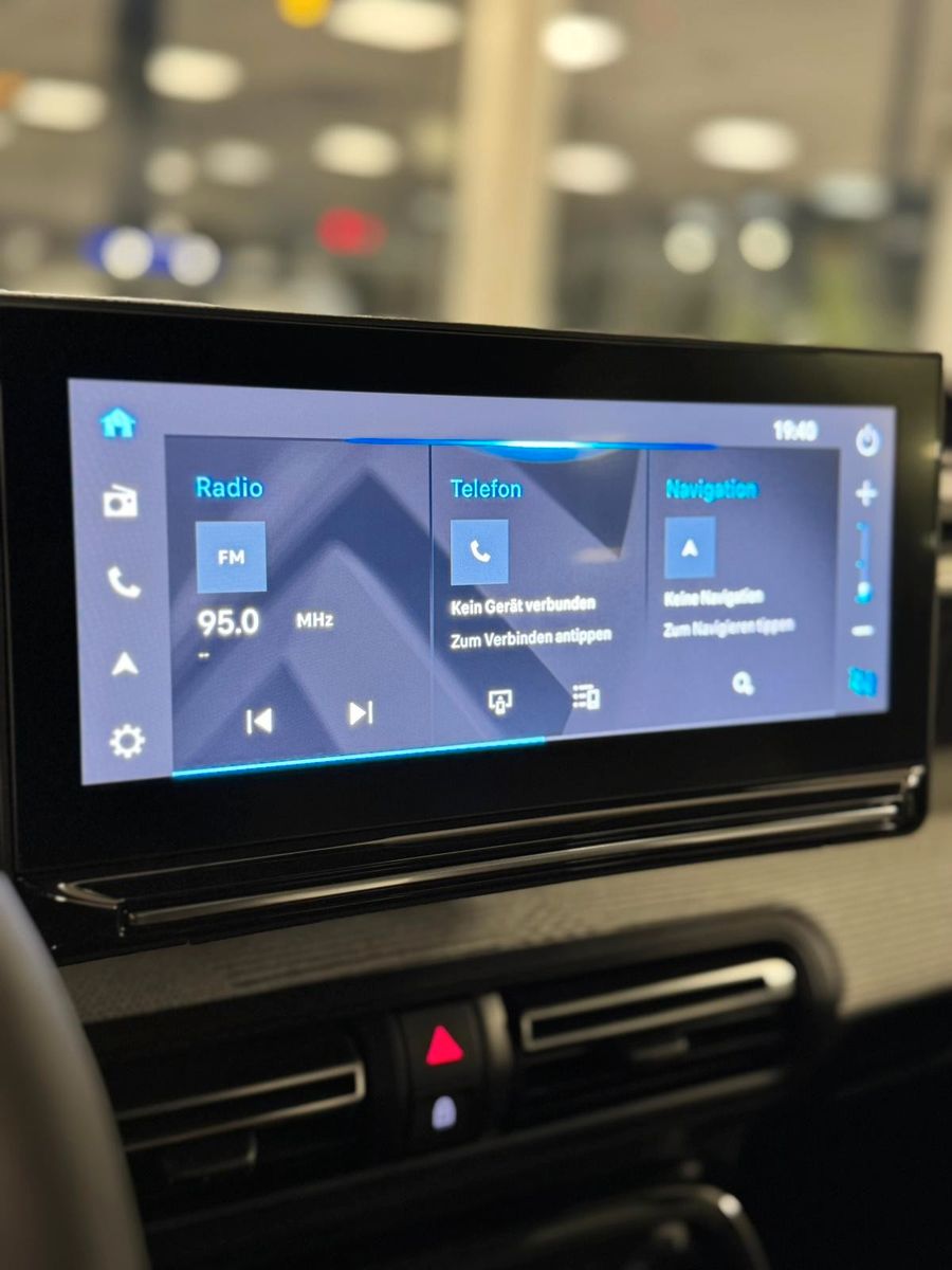 Fahrzeugabbildung Citroën C3 Hybrid 110 MAX