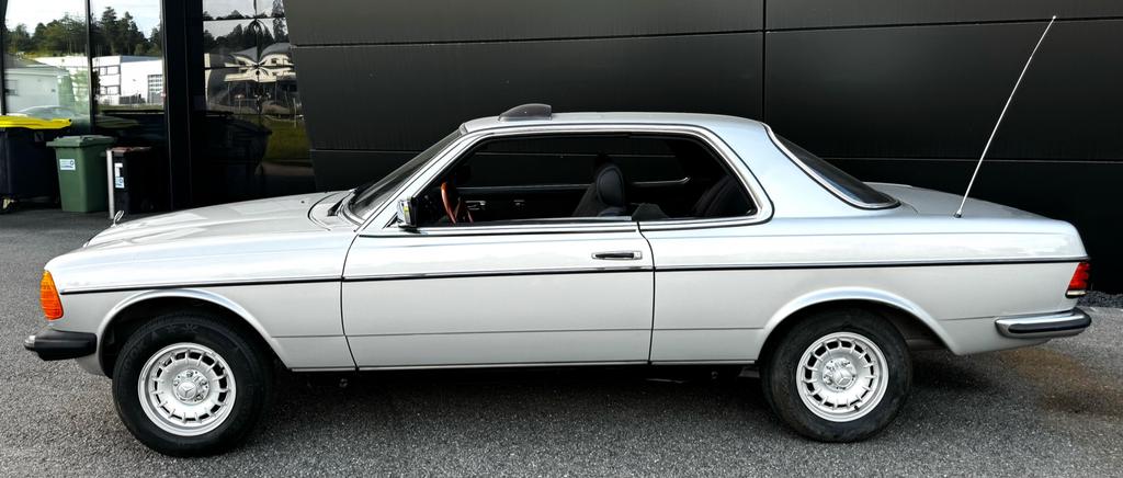 Mercedes-Benz CE 230